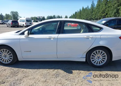 2013 Ford Fusion Hybrid Se from USA, damaged, VIN 3FA6P0LU8DR329948